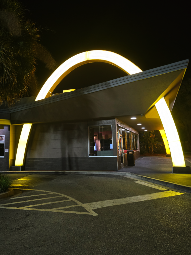 mc donalds arch 1